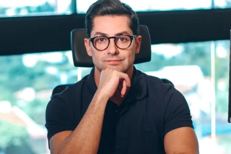 medium_Armani_c3446b60aa